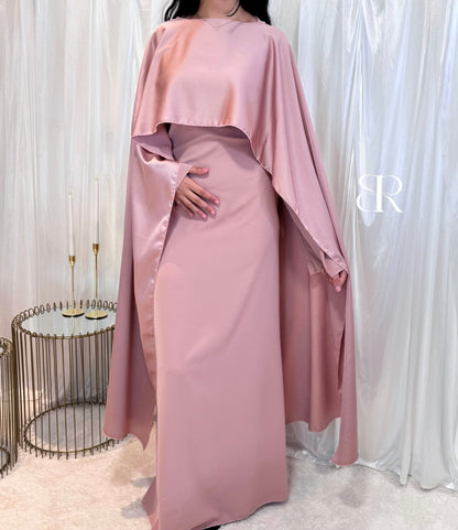 Robe cintrée avec cape satiné rose | #3132