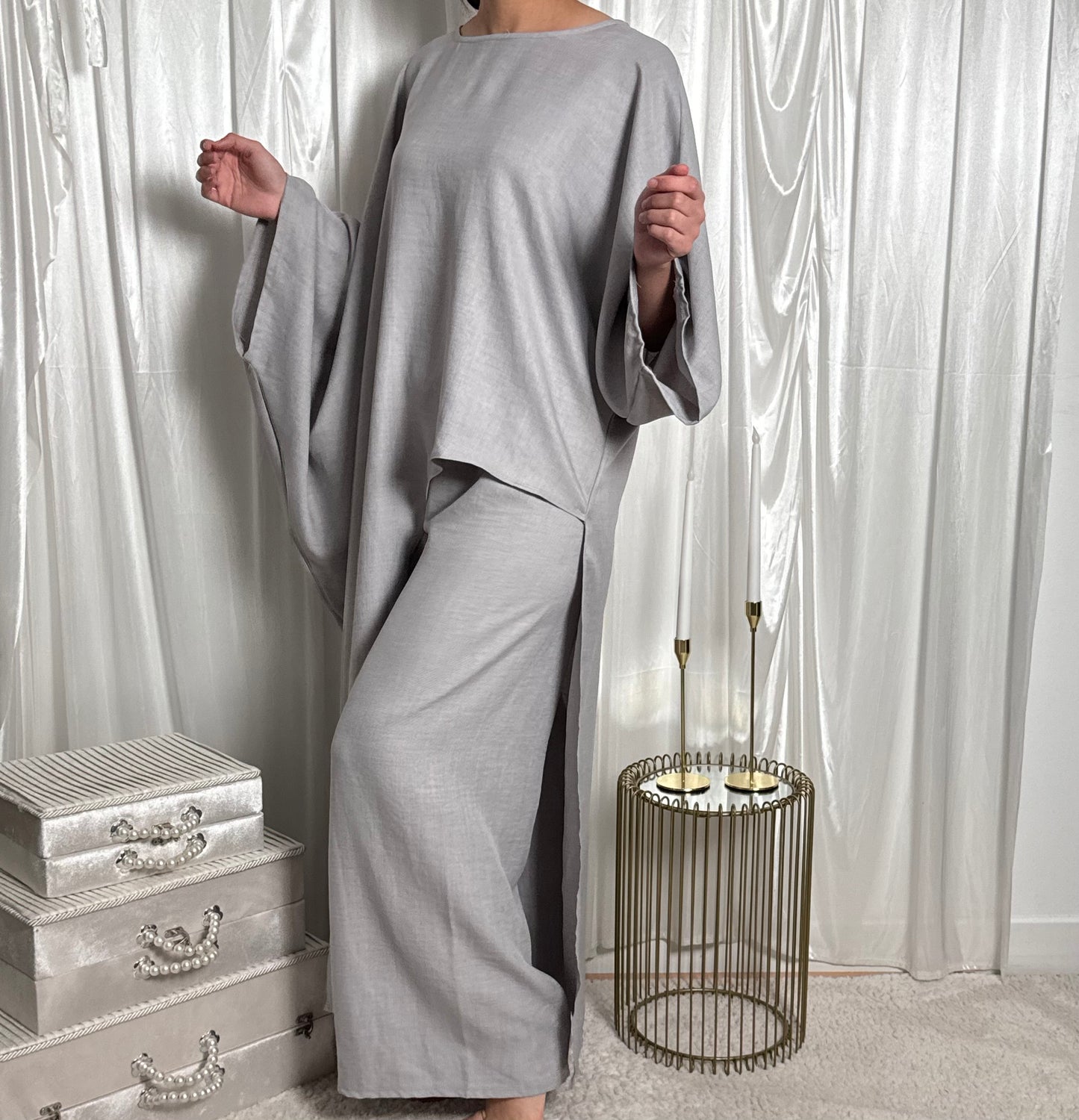 Ensemble asymétrique gris